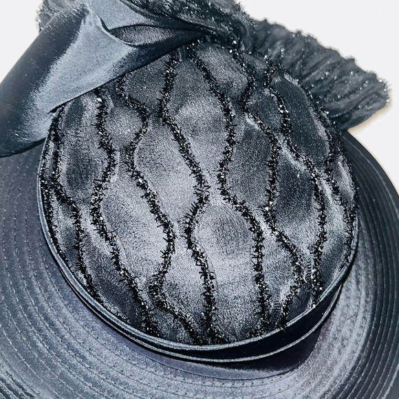 Elegant Black Women's Hat with Rhinestone Detail - Picture 4 of 5